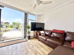 Photo 15- click for photo gallery